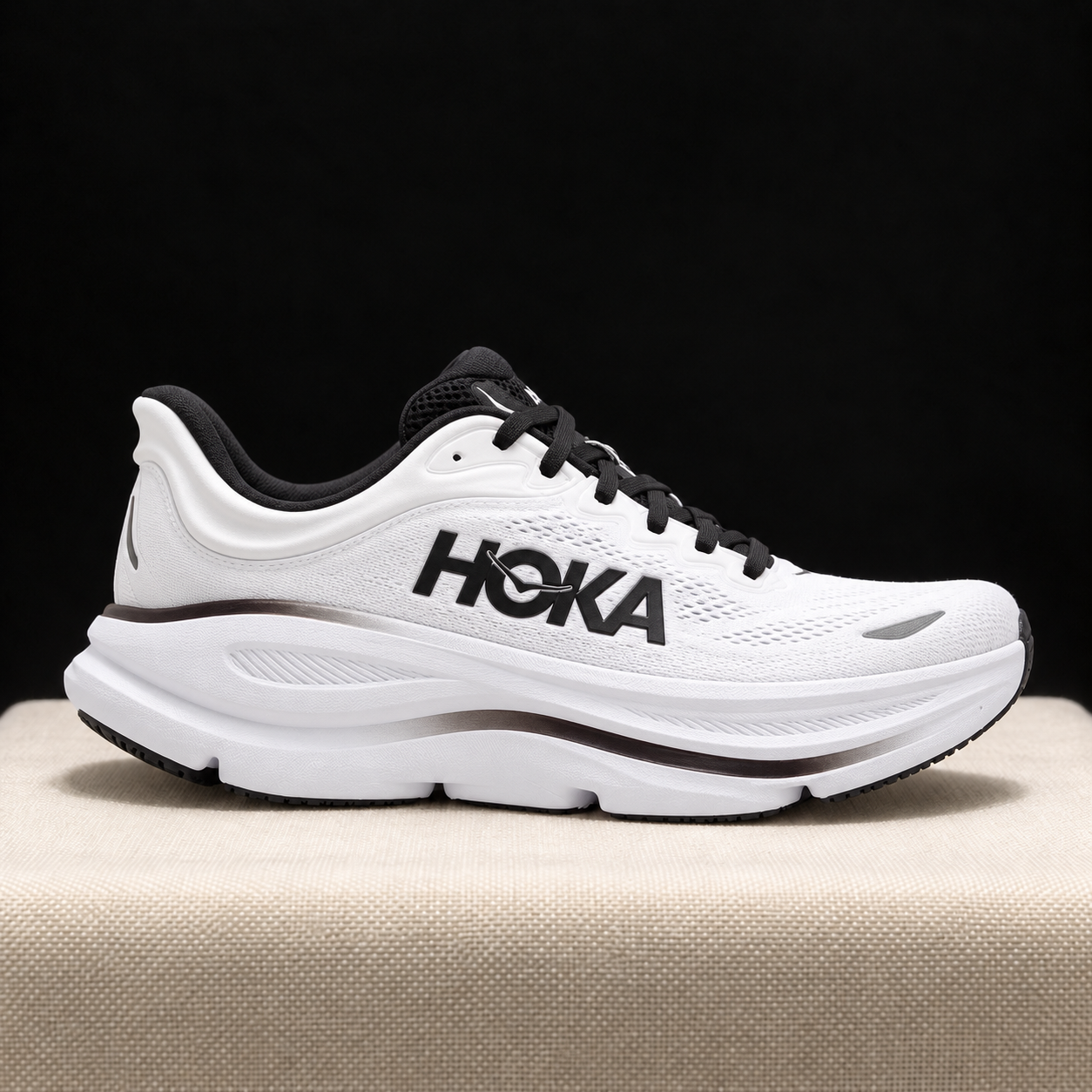 hoka-010