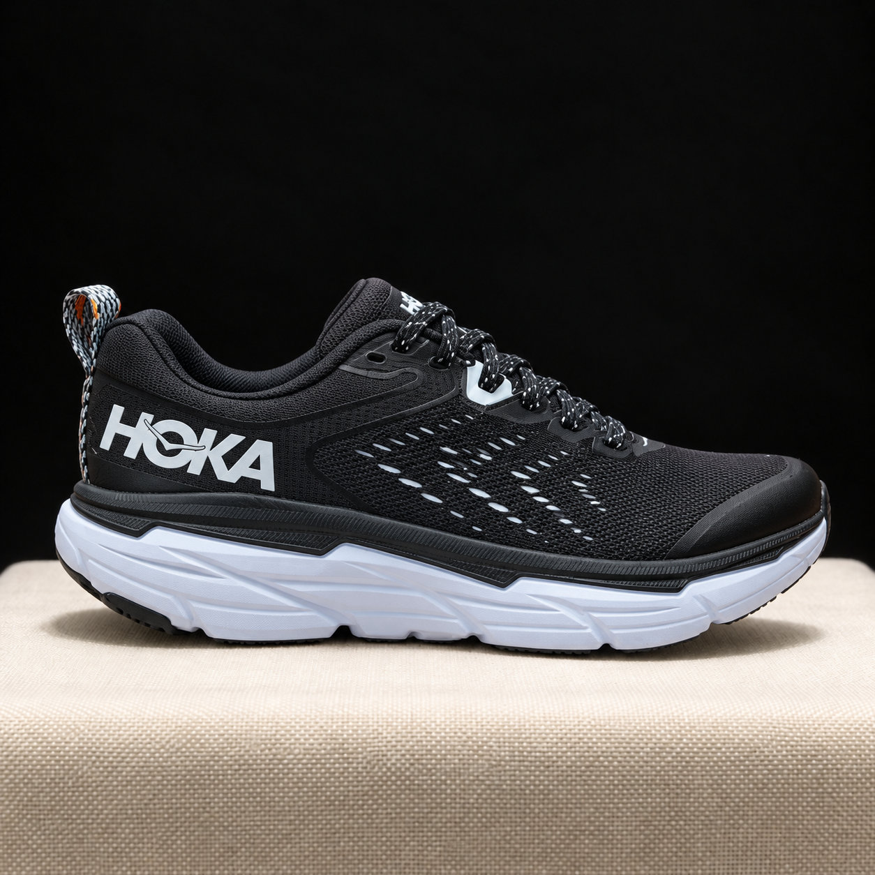 hoka-030