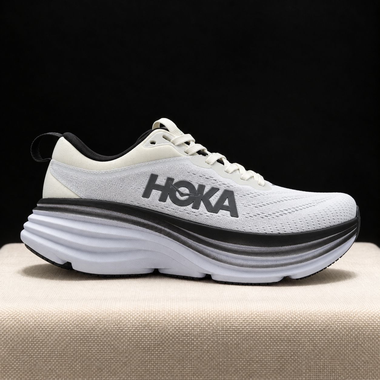 hoka-037