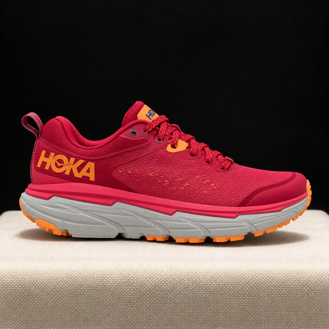hoka-056