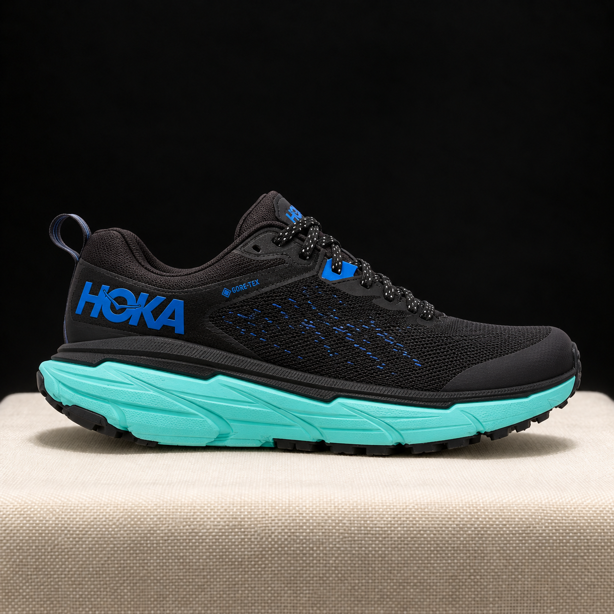 hoka-060
